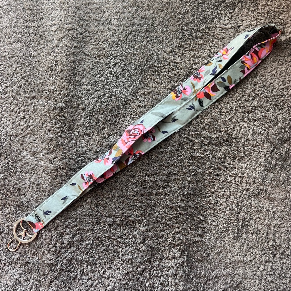 Vera Bradley Rosey Outlook Wide Lanyard